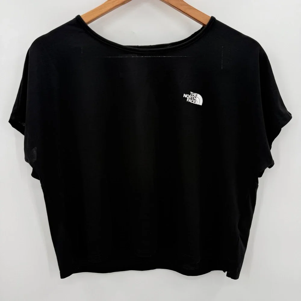 The North Face‎ Womens Black Short Sleeve Athletic Top Key Hole Back Size M - Picture 2 of 6